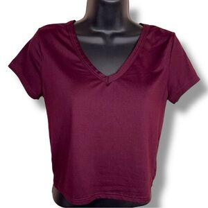 Juniors Medium Olivia Rae Burgundy Purple Cropped Tee Vneck Stretch Crop Top